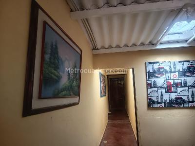 Casa de 5 alcobas en venta en Los Pinos, Bucaramanga, 240 m² · foto 7 de 14