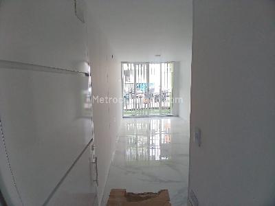 Apartamento de 3 alcobas en venta en Quebrada La Iglesia, Bucaramanga, 52 m² · foto 2 de 20