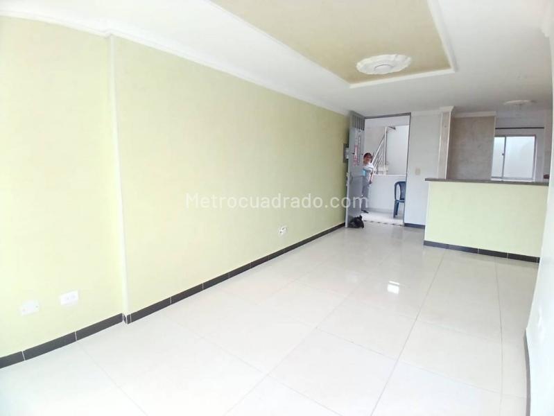 Apartamento en Arriendo, Comuneros, Bucaramanga - Więcej