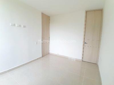 Apartamento en venta en Rio Frio, Floridablanca · foto 11 de 19