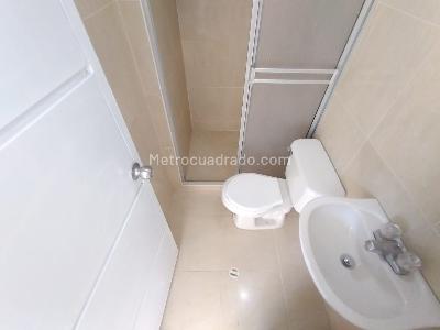 Apartamento de 2 alcobas en venta en Comuneros, Bucaramanga, 45 m² · foto 9 de 15