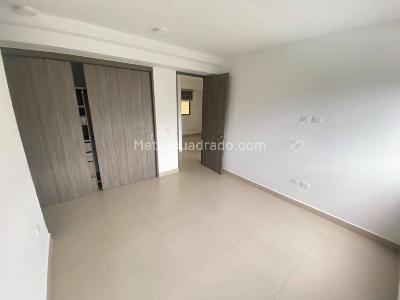 Apartamento de 3 alcobas en arriendo en Canaveral, Floridablanca, 92 m² · foto 2 de 20