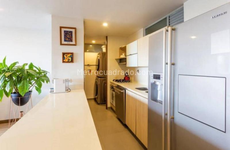 Apartamento Coqueto de 3 Alcobas con Terraza en Loma de los González - 4