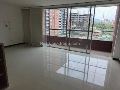 Apartamento de 2 alcobas en venta en San German, Medellín, 79 m² · foto 10 de 19
