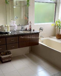 Casa de 3 alcobas en venta en Loma Benedictinos, Envigado, 557 m² · foto 14 de 20