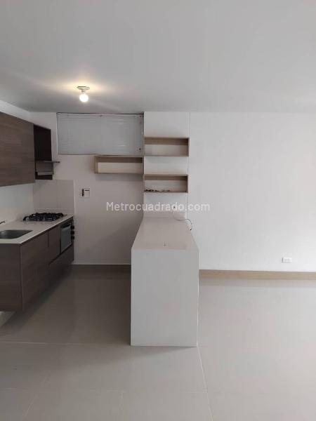 Apartamento Amoblado de 2 Alcobas en La Loma del Indio