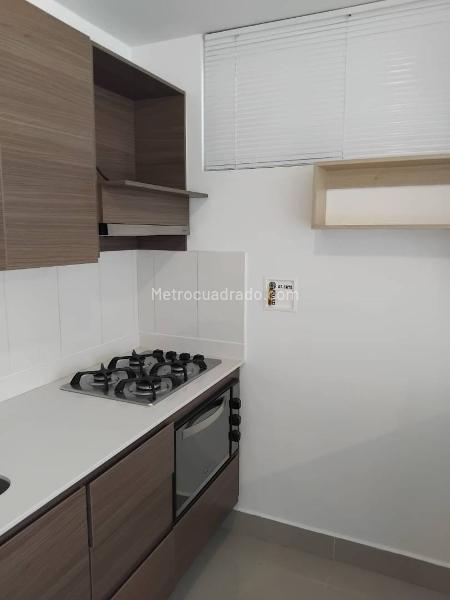 Apartamento Amoblado de 2 Alcobas en La Loma del Indio - 2