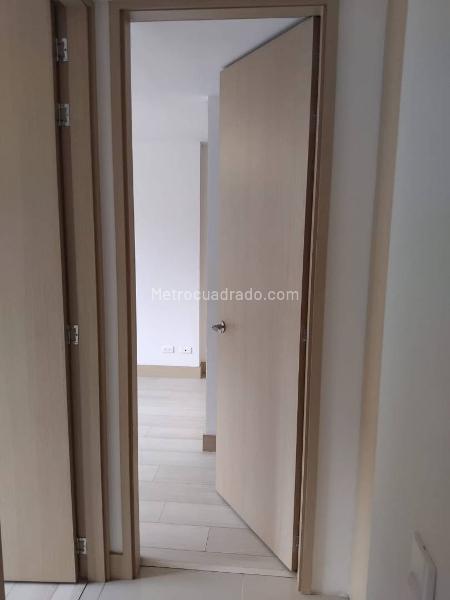 Apartamento Amoblado de 2 Alcobas en La Loma del Indio - 9