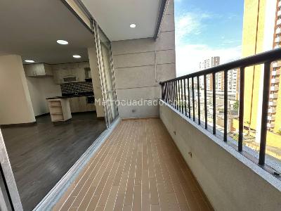 Apartamento en venta en Los Colores, Medellín · foto 4 de 20