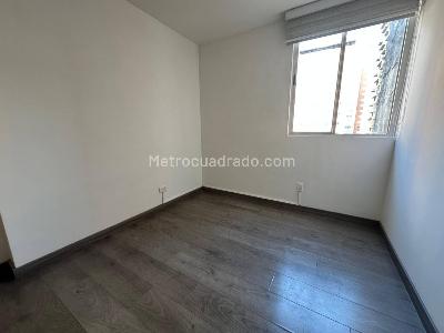 Apartamento en venta en Los Colores, Medellín · foto 12 de 20