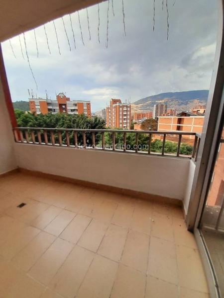 Hermoso Apartamento de 3 Alcobas en Suramericana - 4