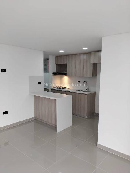 Brand-New 2BR Apartment for Rent in La Estrella (Toledo) - 4