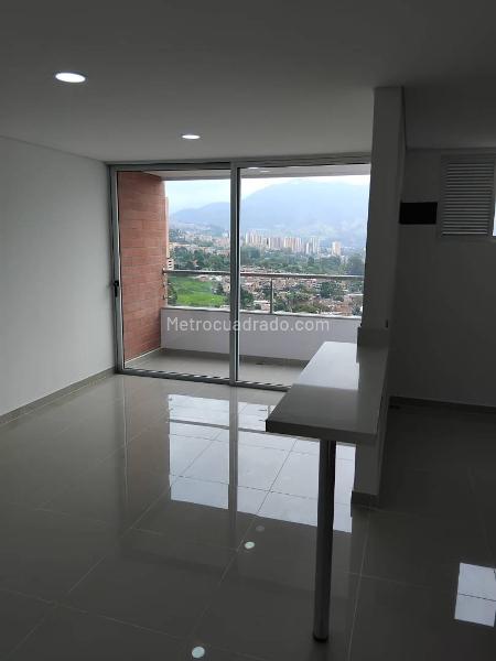 New 2BR Apartment for Rent in La Estrella (Toledo) - 4