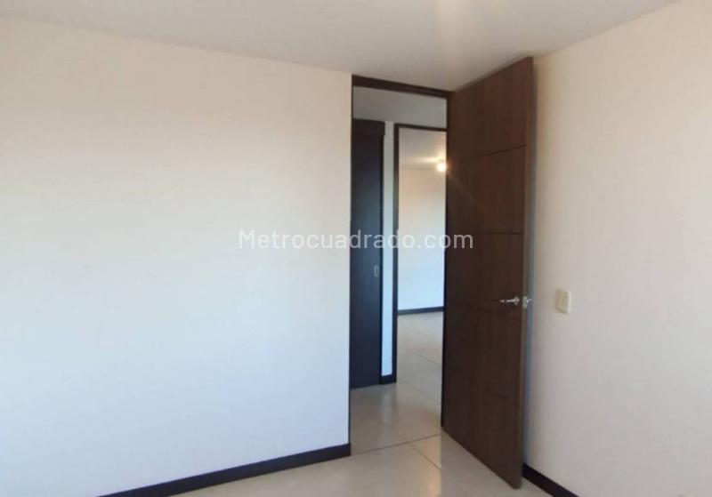 Spacious 3BR Apartment for Rent in Sabaneta (Loma San Jose) - 4
