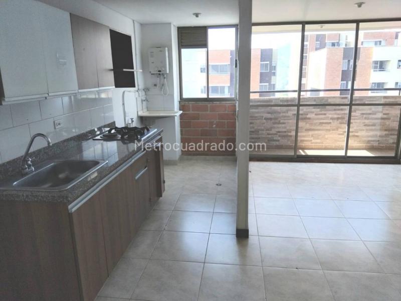 3BR Apartment for Rent in Ferreria, La Estrella - 2