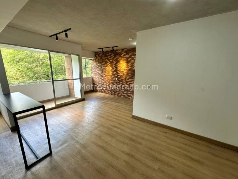 2BR/2BA VIS Apartment for Rent in San Gabriel, Itagüí - 2