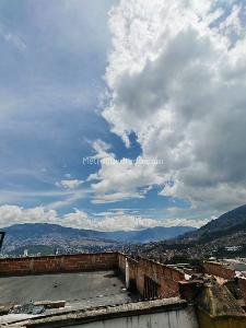 Apartaestudio en arriendo en La Milagrosa, Medellín, 40 m² · foto 11 de 12