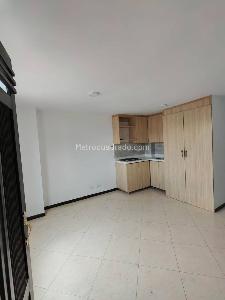 Apartaestudio en arriendo en La Milagrosa, Medellín, 40 m² · foto 4 de 12