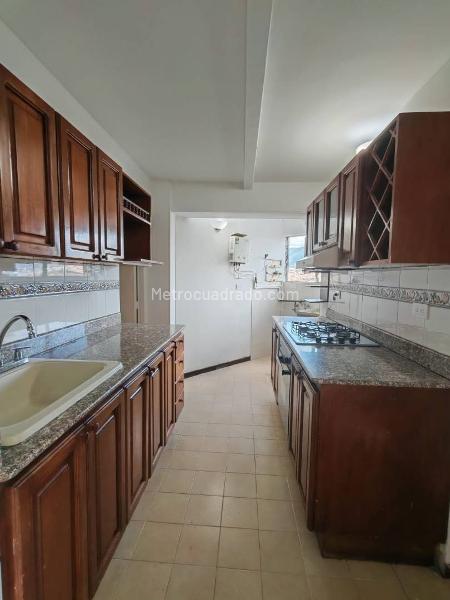 3BR Apartment in Calasanz (80 m²)