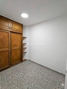 Apartamento de 2 alcobas en arriendo en La America, Medellín, 75 m² · foto 5 de 10