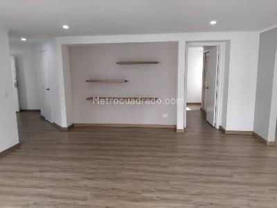 Apartamento de 3 alcobas en arriendo en Provenza, Medellín, 100 m² · foto 15 de 20