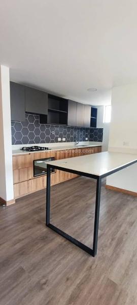New 2BR Apartment with Balcony View in Las Vegas - 3