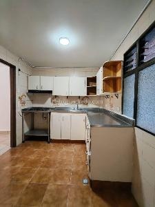 Apartamento de 3 alcobas en arriendo en San Bernardo, Medellín, 120 m² · foto 2 de 20