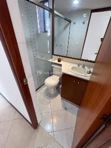 Apartamento de 3 alcobas en arriendo en Loma De Los Bernal, Medellín, 120 m² · foto 15 de 15