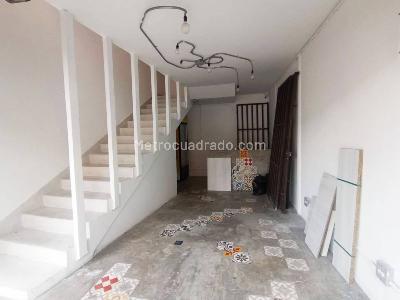 Casa de 5 alcobas en arriendo en Laureles, Medellín, 324 m² · foto 10 de 19