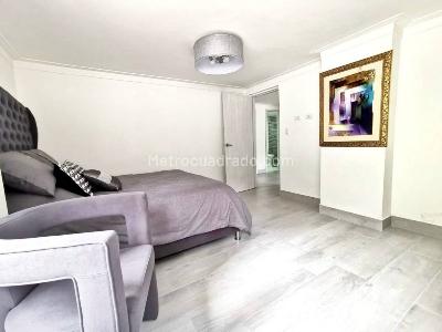 Apartamento en venta en Castropol, Medellín · foto 17 de 20