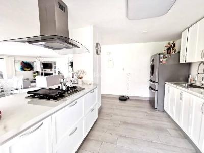 Apartamento en venta en Castropol, Medellín · foto 2 de 20