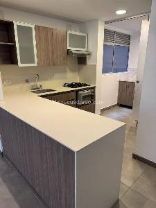 Apartamento de 2 alcobas en arriendo en Ciudad Del Rio, Medellín, 86 m² · foto 4 de 20