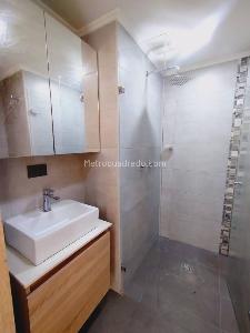 Apartamento de 3 alcobas en arriendo en El Poblado Loma Del Indio, Medellín, 80 m² · foto 12 de 12