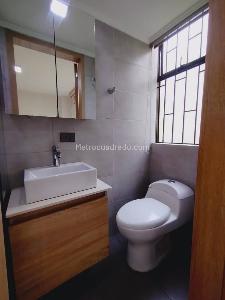 Apartamento de 3 alcobas en arriendo en El Poblado Loma Del Indio, Medellín, 80 m² · foto 9 de 12