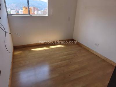 Apartamento de 3 alcobas en arriendo en San German, Medellín, 70 m² · foto 12 de 17