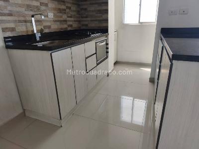 Apartamento de 3 alcobas en arriendo en San German, Medellín, 70 m² · foto 2 de 17