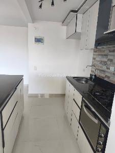 Apartamento de 3 alcobas en arriendo en San German, Medellín, 70 m² · foto 3 de 17