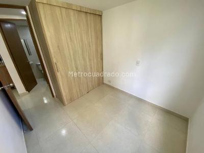 Apartamento de 3 alcobas en arriendo en Pajarito, Medellín, 58 m² · foto 18 de 20