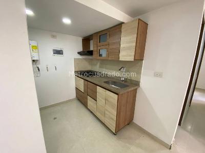 Apartamento de 3 alcobas en arriendo en Pajarito, Medellín, 58 m² · foto 3 de 20