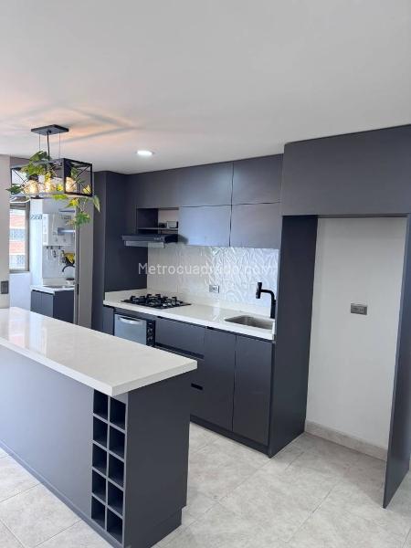 Bright 2BR Apartment with Study in La Ferreria