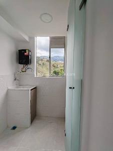 Apartamento de 2 alcobas en arriendo en Calasanz, Medellín, 50 m² · foto 5 de 15