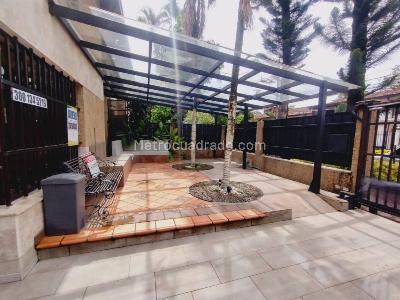 Casa de 5 alcobas en arriendo en Belen La Palma, Medellín, 330 m² · foto 11 de 20