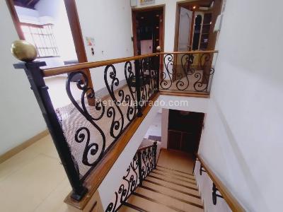 Casa de 5 alcobas en arriendo en Belen La Palma, Medellín, 330 m² · foto 9 de 20