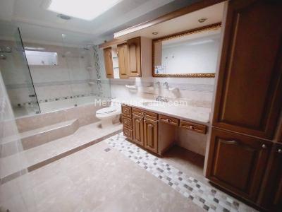 Casa de 5 alcobas en arriendo en Belen La Palma, Medellín, 330 m² · foto 6 de 20