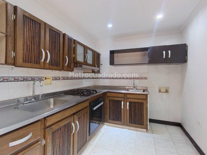 Casa en Arriendo, Santa Monica, Medellín