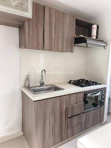 Apartamento en arriendo en San German, Medellín · foto 3 de 12