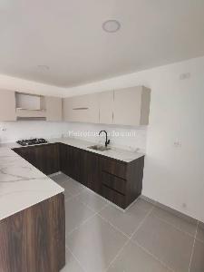 Apartamento en arriendo en Laureles, Medellín · foto 3 de 20
