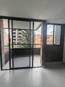 Apartamento en arriendo en Laureles, Medellín · foto 8 de 20