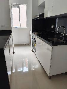 Apartamento en arriendo en San German, Medellín · foto 2 de 14