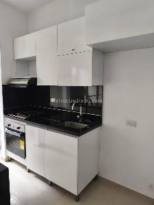 Apartamento en arriendo en San German, Medellín · foto 3 de 14